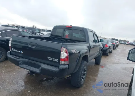 2010 Toyota Tacoma Prerunner V6 z USA, uszkodzony, nr VIN 3TMJU4GN4AM092360
